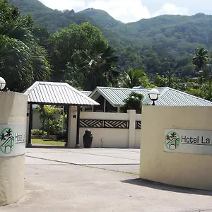 La Roussette 3*, Anse aux Pins Seychelles